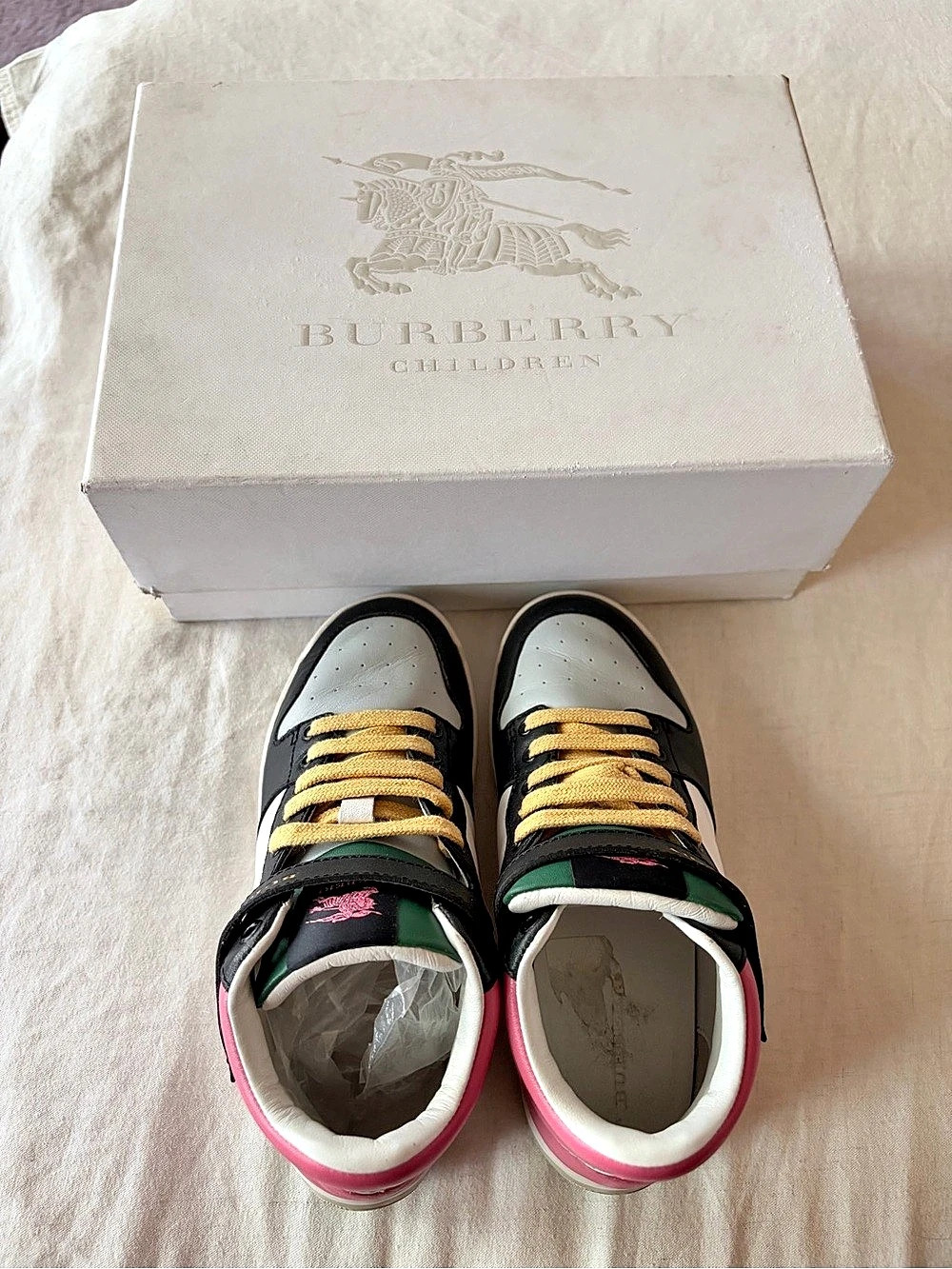 Burberry kids sneakers